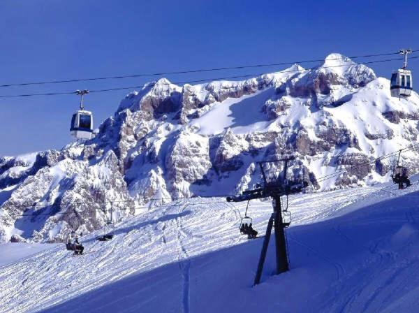 Spinale Casa In Centro, Arrivi Con Gli Sci! Sanificazione A Vapore Madonna di Campiglio Ngoại thất bức ảnh