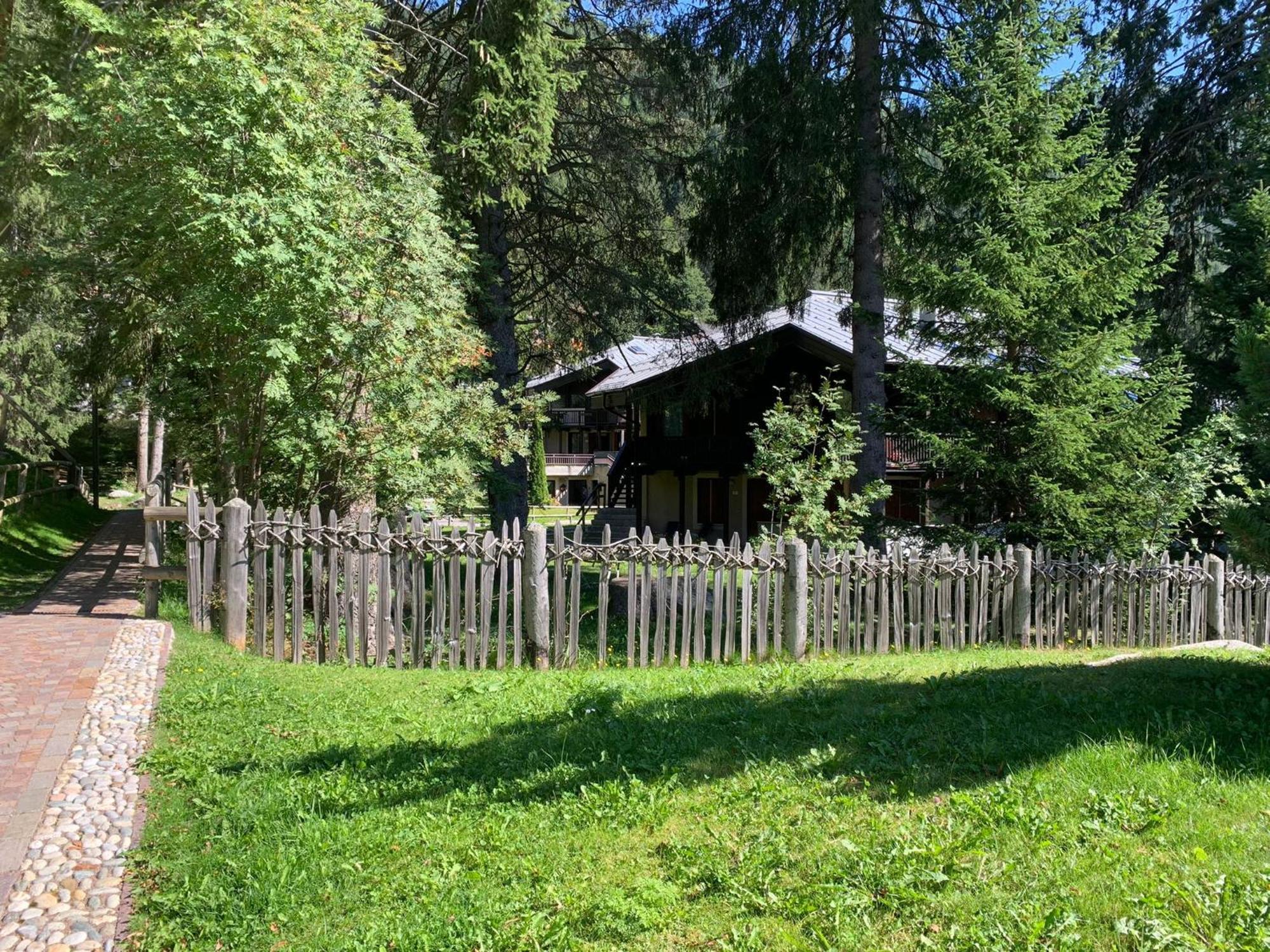 Spinale Casa In Centro, Arrivi Con Gli Sci! Sanificazione A Vapore Madonna di Campiglio Ngoại thất bức ảnh